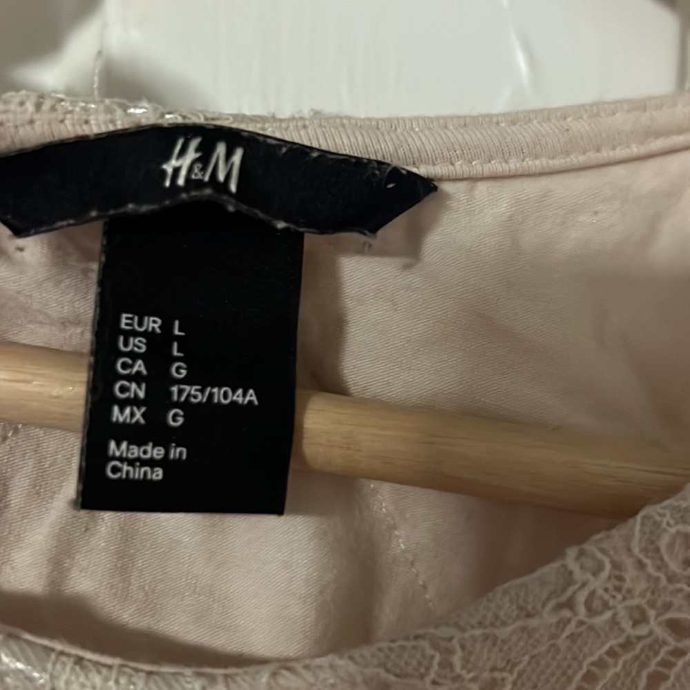 H&M top - Picture 2 of 3